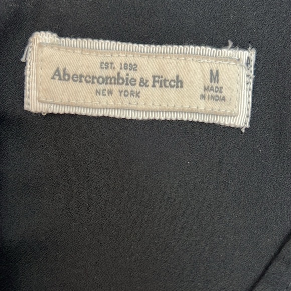 Abercrombie & Fitch Black Crepe Blouse Medium NWOT - Picture 7 of 8
